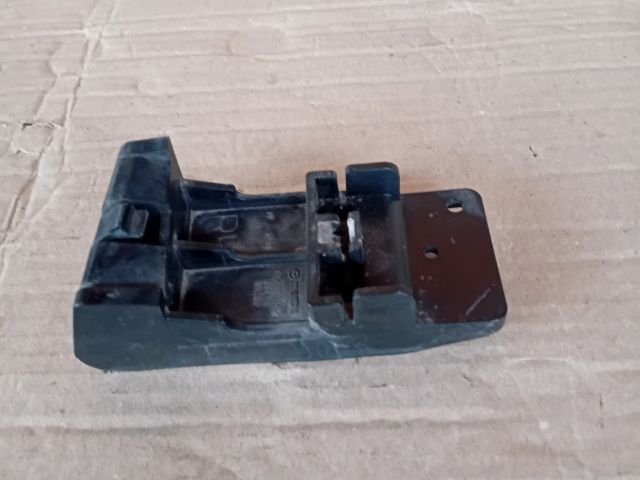 bontott MAZDA 6 Jobb első Lökhárító Tartó (Műanyag)