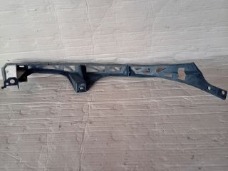 bontott MAZDA 6 Jobb első Lökhárító Tartó (Műanyag)