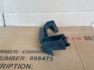 bontott MAZDA 6 Jobb első Lökhárító Tartó (Műanyag)