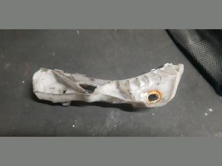 bontott MAZDA 6 Jobb első Lökhárító Tartó (Műanyag)