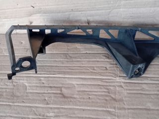 bontott MAZDA 6 Jobb első Lökhárító Tartó (Műanyag)