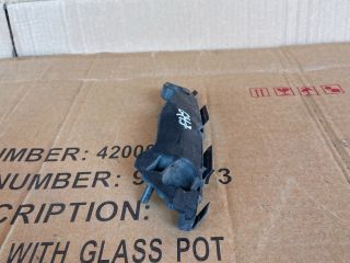 bontott MAZDA 6 Jobb első Oldal Lökhárító Tartó (Műanyag)