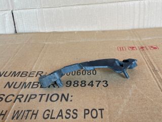 bontott MAZDA 6 Jobb első Oldal Lökhárító Tartó (Műanyag)