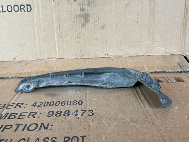 bontott MAZDA 6 Jobb első Sárvédő Gumi