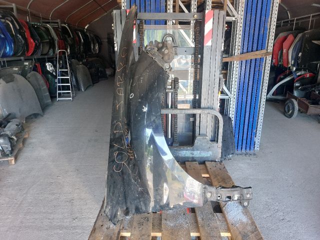 bontott MAZDA 6 Jobb első Sárvédő