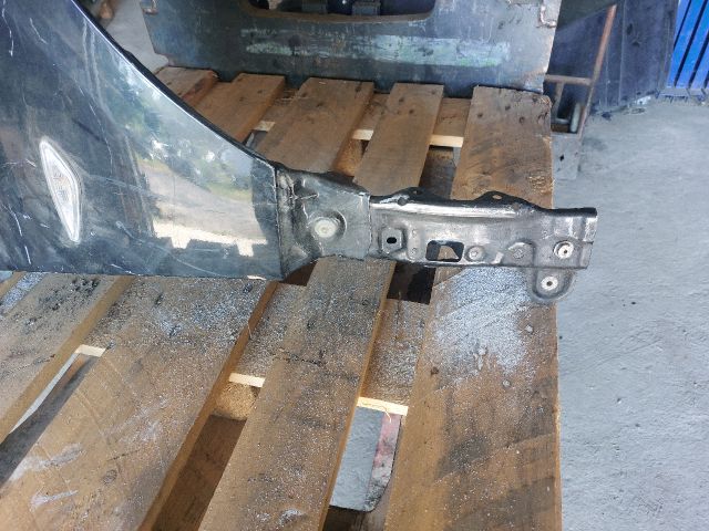 bontott MAZDA 6 Jobb első Sárvédő