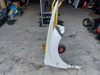 bontott MAZDA 6 Jobb első Sárvédő