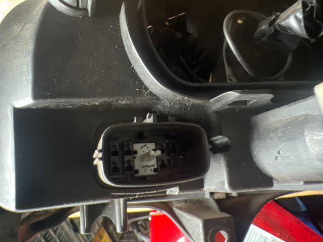 bontott MAZDA 6 Jobb Fényszóró