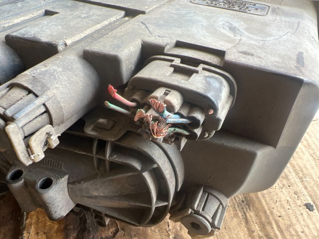 bontott MAZDA 6 Jobb Fényszóró