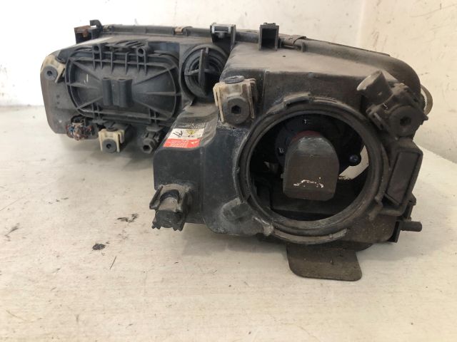 bontott MAZDA 6 Jobb Fényszóró