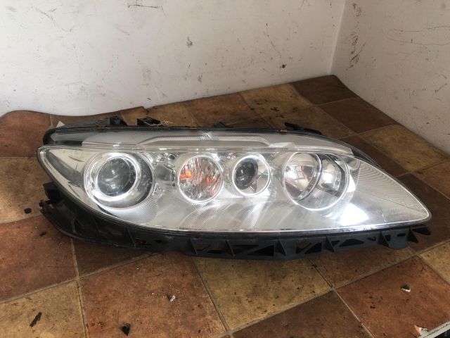 bontott MAZDA 6 Jobb Fényszóró