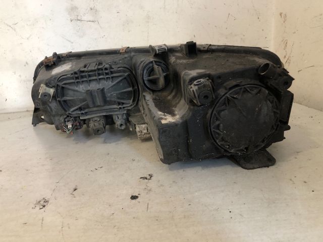 bontott MAZDA 6 Jobb Fényszóró