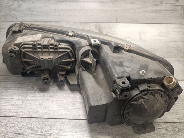 bontott MAZDA 6 Jobb Fényszóró