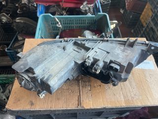 bontott MAZDA 6 Jobb Fényszóró