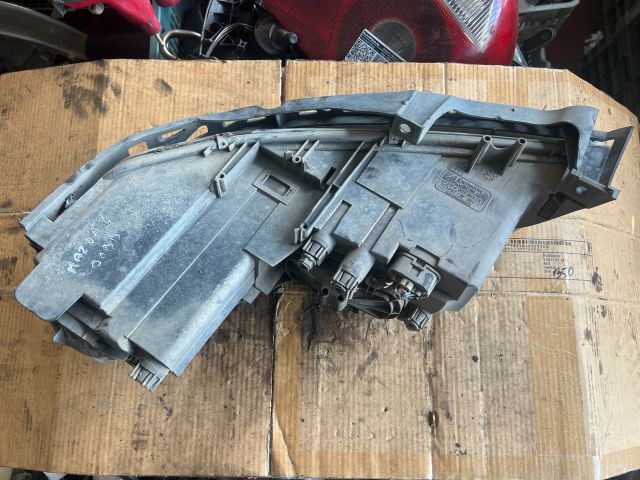 bontott MAZDA 6 Jobb Fényszóró