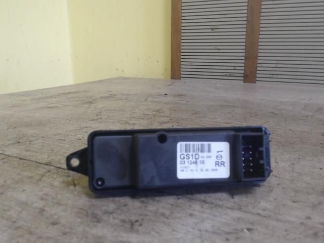 bontott MAZDA 6 Jobb hátsó Ablakemelő Kapcsoló