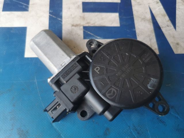 bontott MAZDA 6 Jobb hátsó Ablakemelő Motor