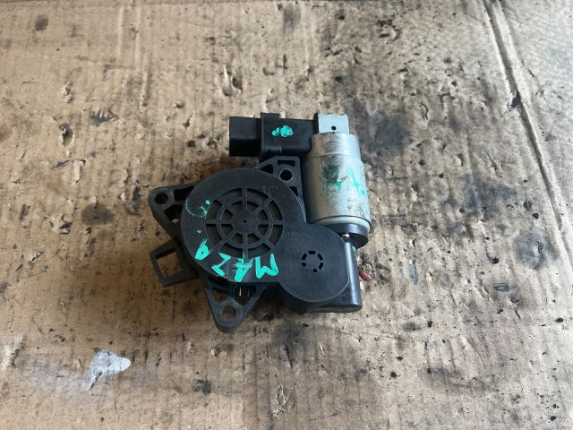 bontott MAZDA 6 Jobb hátsó Ablakemelő Motor