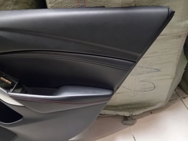 bontott MAZDA 6 Jobb hátsó Ajtó Kárpit