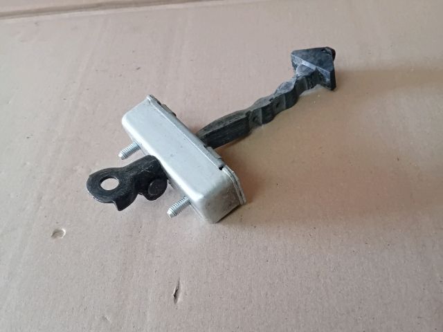 bontott MAZDA 6 Jobb hátsó Ajtóhatároló