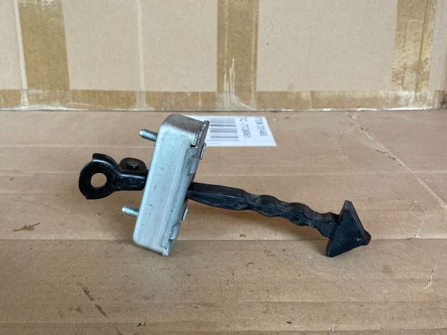 bontott MAZDA 6 Jobb hátsó Ajtóhatároló