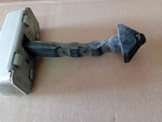 bontott MAZDA 6 Jobb hátsó Ajtóhatároló