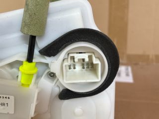 bontott MAZDA 6 Jobb hátsó Ajtózár