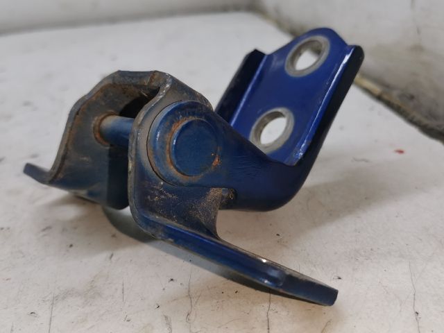 bontott MAZDA 6 Jobb hátsó Alsó Zsanér