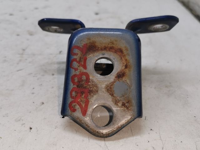 bontott MAZDA 6 Jobb hátsó Alsó Zsanér