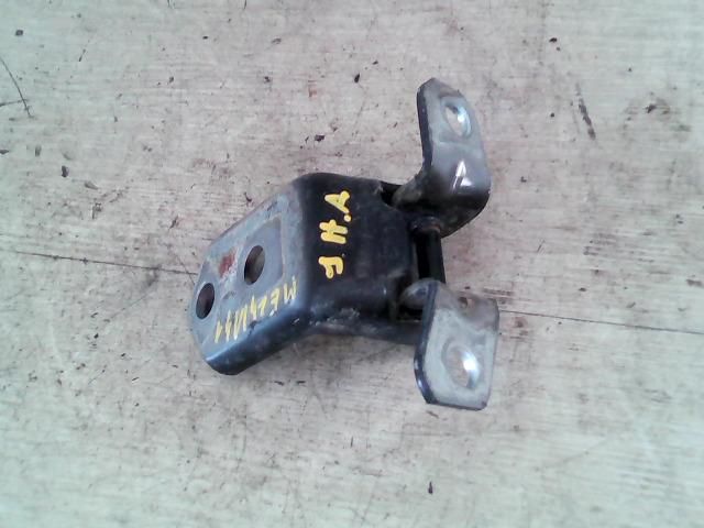 bontott MAZDA 6 Jobb hátsó Alsó Zsanér