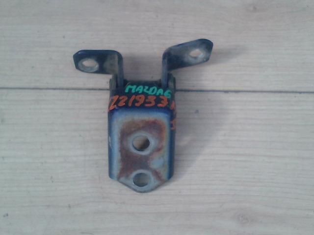 bontott MAZDA 6 Jobb hátsó Alsó Zsanér