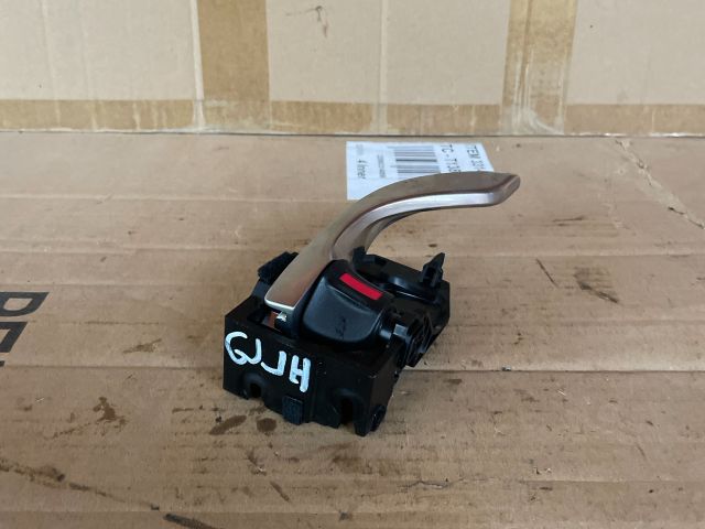 bontott MAZDA 6 Jobb hátsó Belső Kilincs