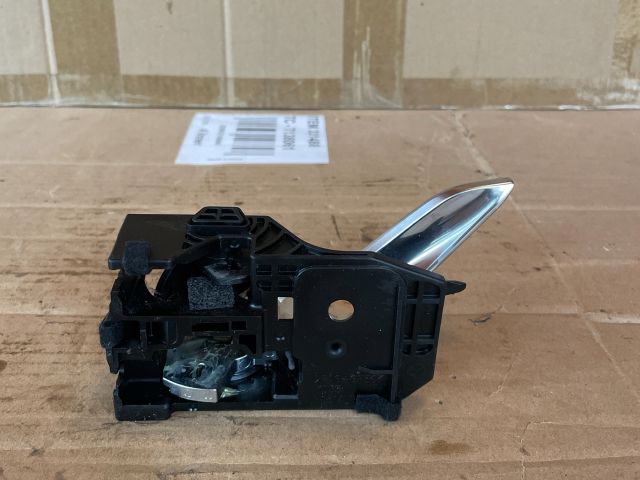 bontott MAZDA 6 Jobb hátsó Belső Kilincs