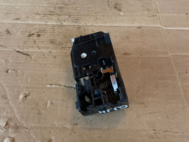 bontott MAZDA 6 Jobb hátsó Belső Kilincs