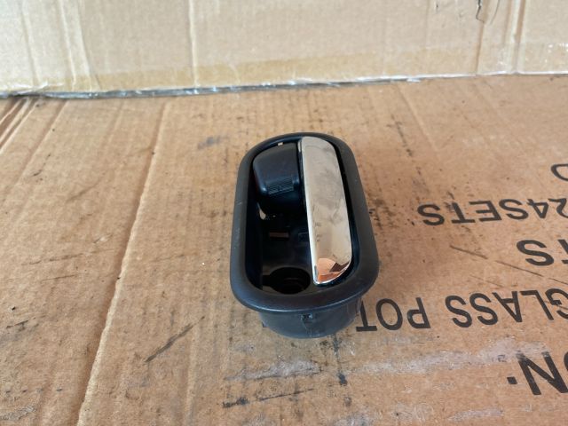 bontott MAZDA 6 Jobb hátsó Belső Kilincs