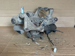 bontott MAZDA 6 Jobb hátsó Csonkállvány Kerékaggyal