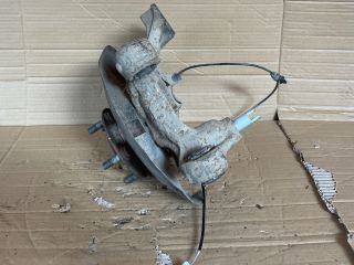 bontott MAZDA 6 Jobb hátsó Csonkállvány Kerékaggyal