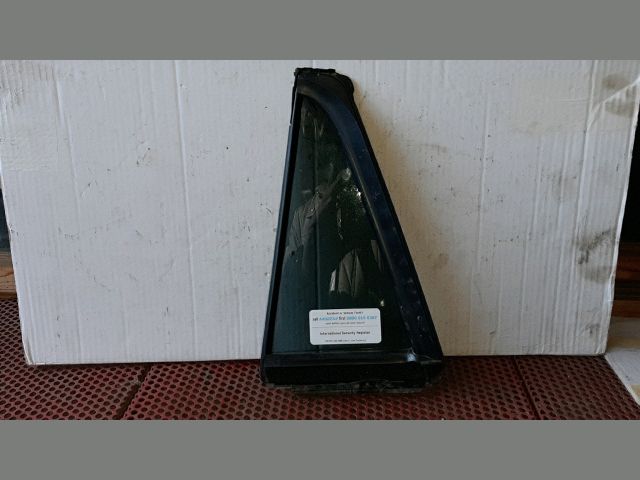 bontott MAZDA 6 Jobb hátsó Fixüveg (Ajtóban)