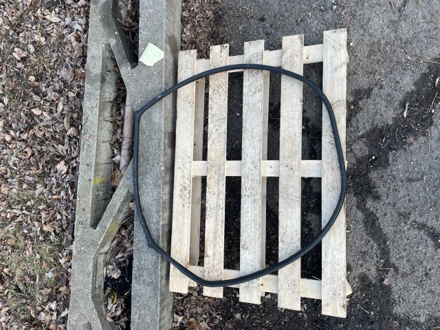 bontott MAZDA 6 Jobb hátsó Gumikéder