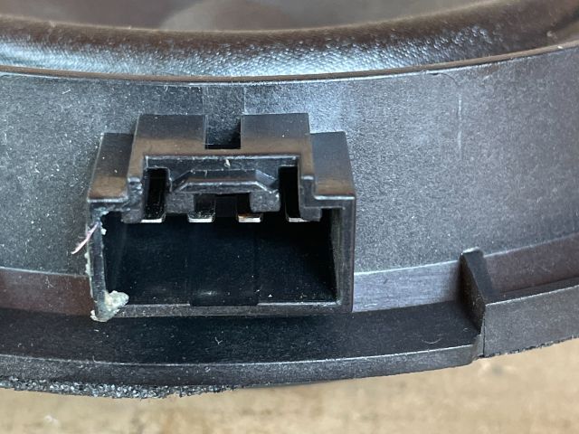 bontott MAZDA 6 Jobb hátsó Hangszóró