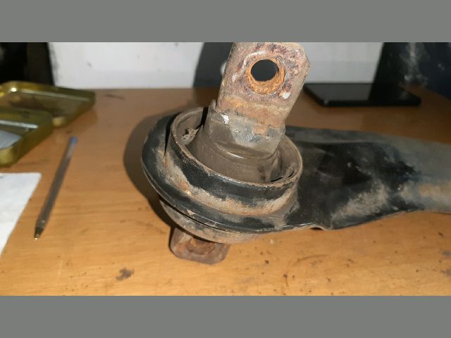 bontott MAZDA 6 Jobb hátsó Hosszlengőkar