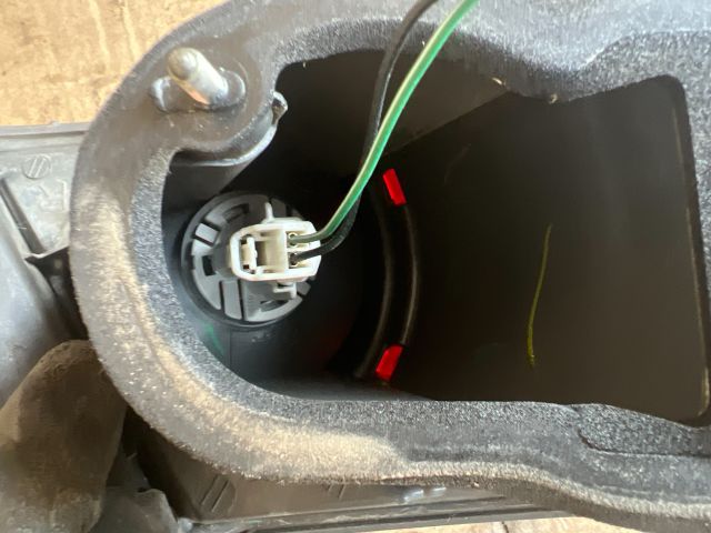 bontott MAZDA 6 Jobb Hátsó Lámpa