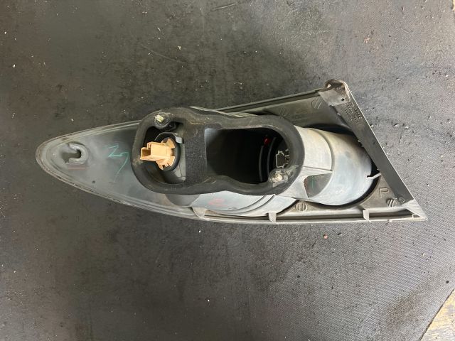 bontott MAZDA 6 Jobb Hátsó Lámpa