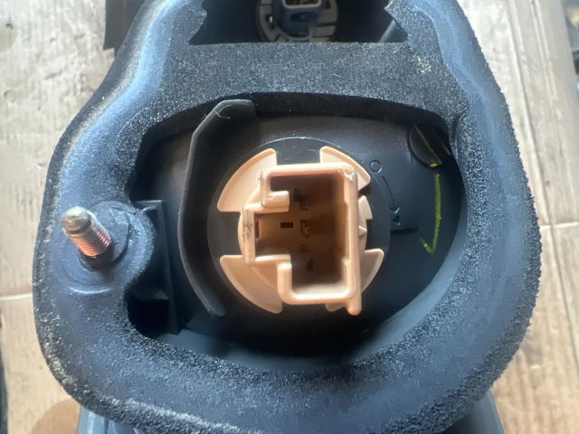 bontott MAZDA 6 Jobb Hátsó Lámpa