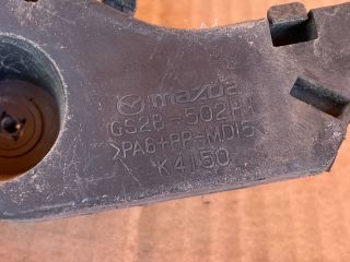 bontott MAZDA 6 Jobb hátsó Oldal Lökhárító Tartó (Műanyag)