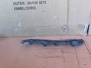 bontott MAZDA 6 Jobb hátsó Oldal Lökhárító Tartó (Műanyag)