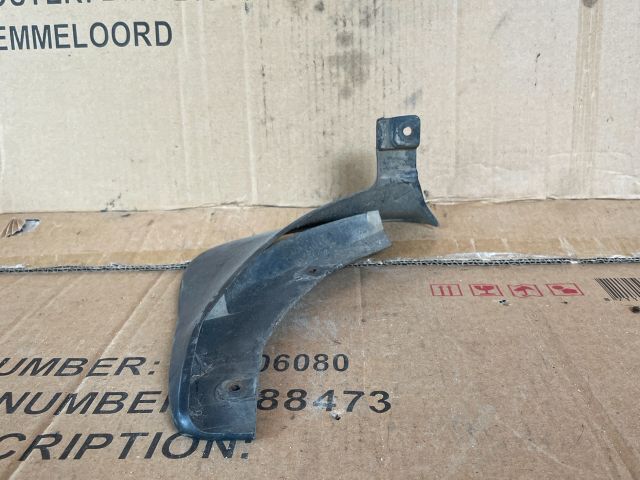 bontott MAZDA 6 Jobb hátsó Sárvédő Gumi