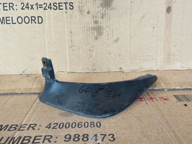 bontott MAZDA 6 Jobb hátsó Sárvédő Gumi