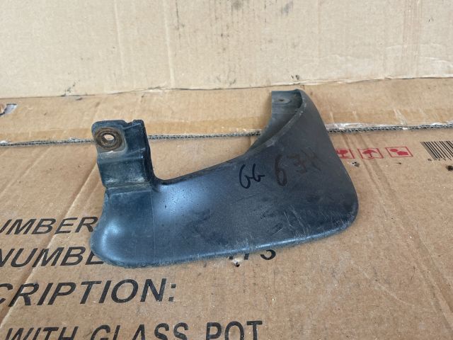 bontott MAZDA 6 Jobb hátsó Sárvédő Gumi