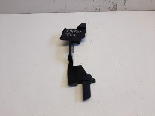 bontott MAZDA 6 Jobb Hűtő Légterelő